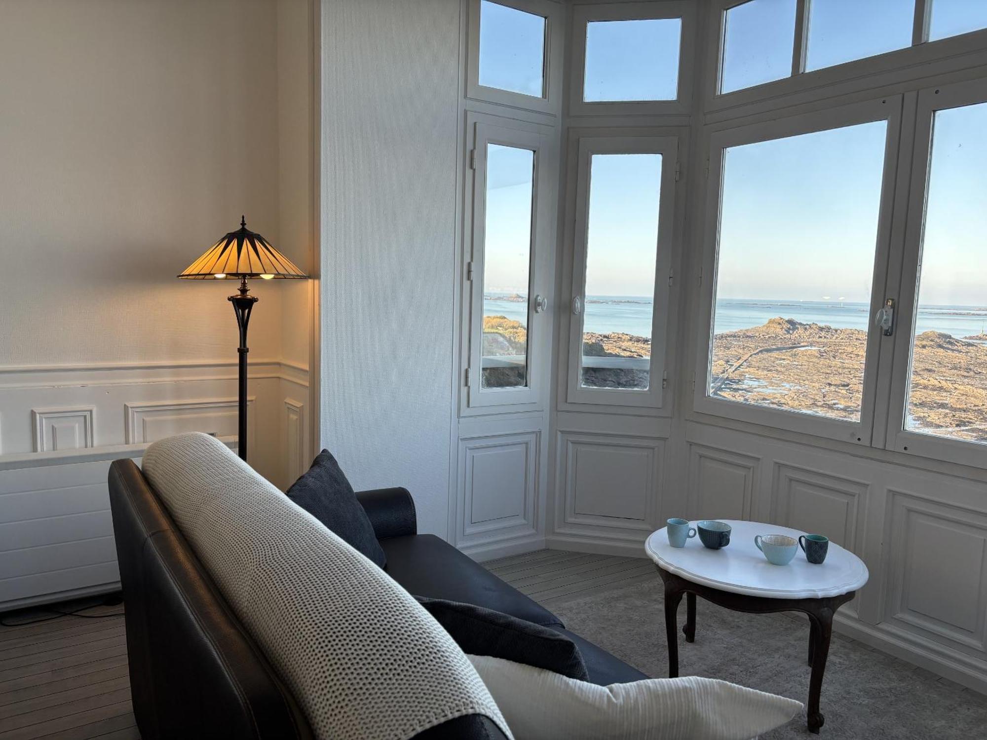 Xixe Vue Apartment Dinard